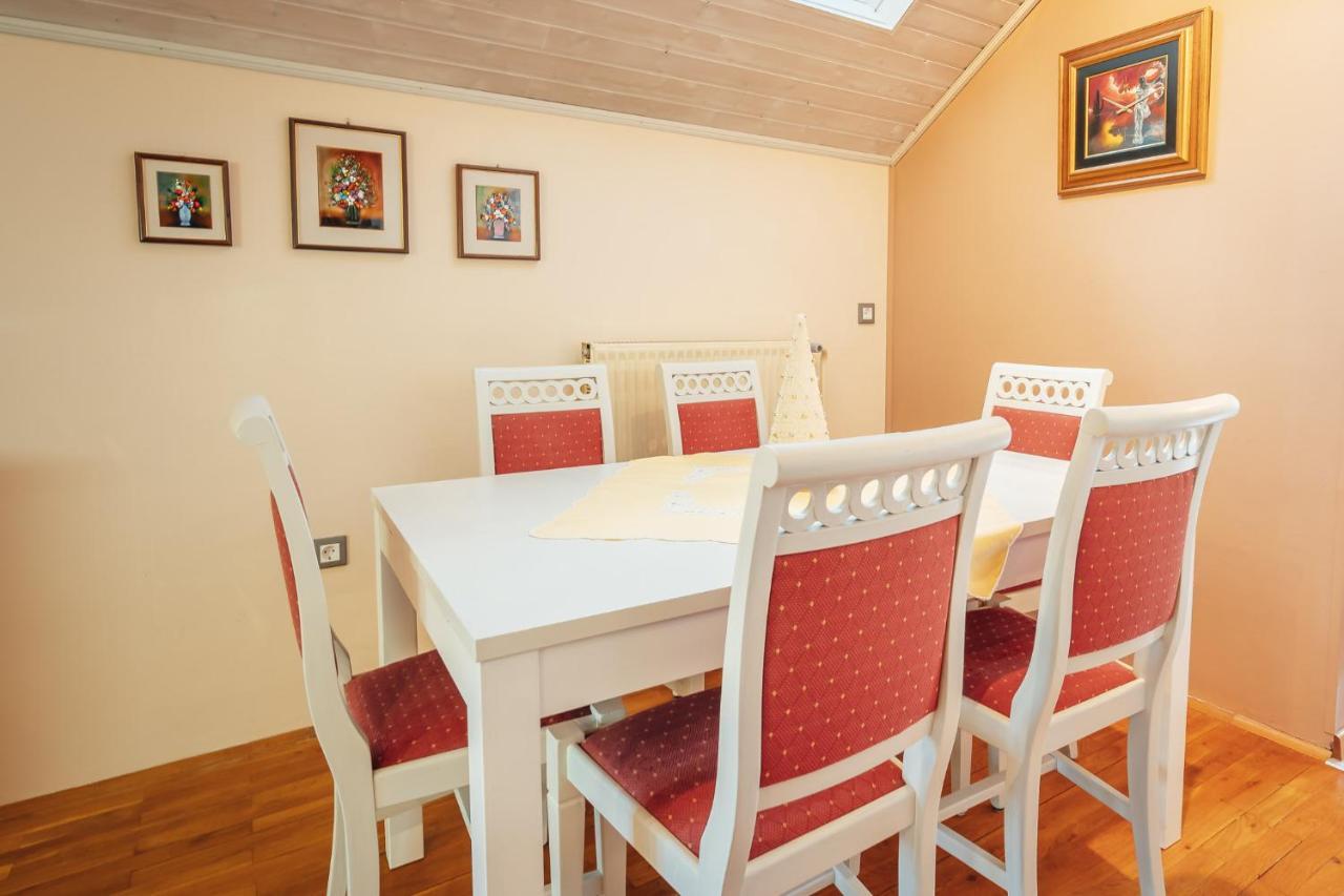 Apartma Borovc Мойстрана Экстерьер фото